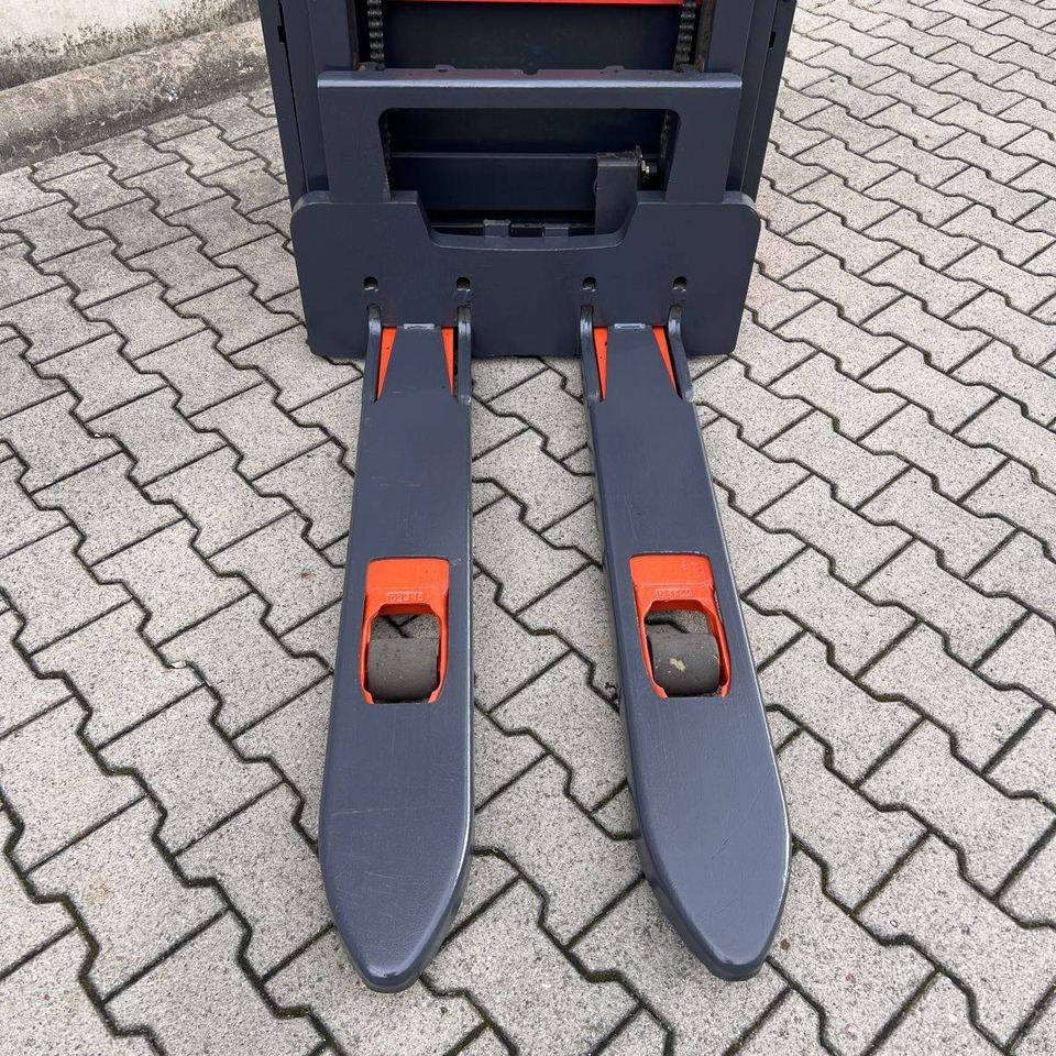 Linde L14 (1173) - Penumpuk: gambar 3 Linde L14 (1173) - Penumpuk: gambar 3