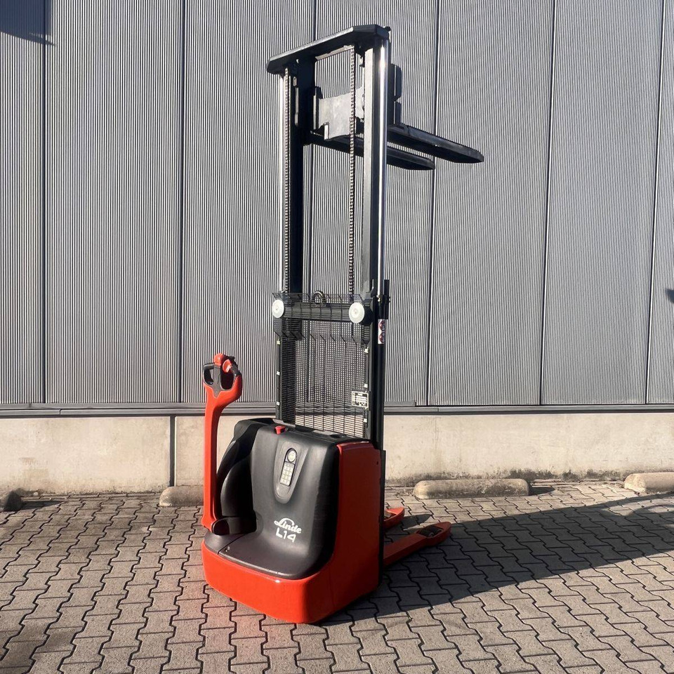 Linde L14C (1169) - Penumpuk: gambar 2 Linde L14C (1169) - Penumpuk: gambar 2