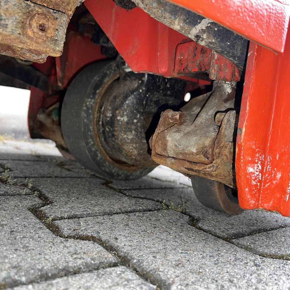 Linde T16 (1152) - Truk pallet: gambar 5 Linde T16 (1152) - Truk pallet: gambar 5