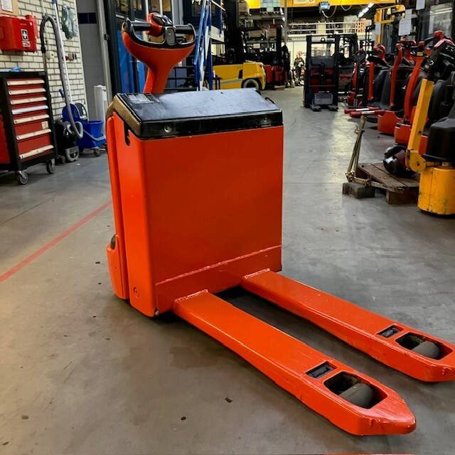 Linde T16 (360) - Truk pallet: gambar 2 Linde T16 (360) - Truk pallet: gambar 2