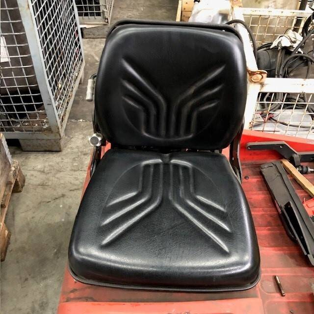 Seat for Linde P60, Series 126 - Tempat duduk untuk Peralatan untuk menangani material: gambar 1 Seat for Linde P60, Series 126 - Tempat duduk untuk Peralatan untuk menangani material: gambar 1