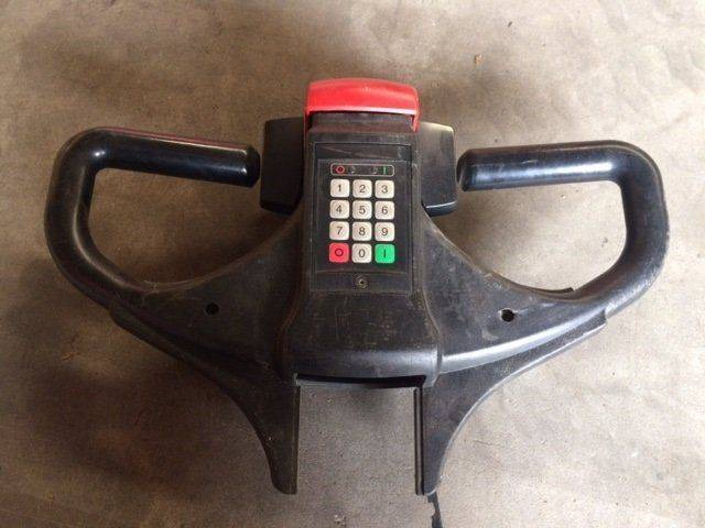 Steering arm for BT, Pallet truck - Pengemudian untuk Peralatan untuk menangani material: gambar 1 Steering arm for BT, Pallet truck - Pengemudian untuk Peralatan untuk menangani material: gambar 1