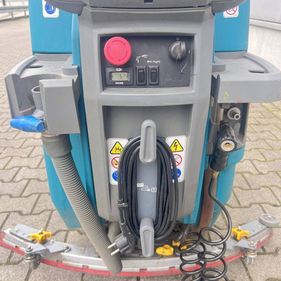 Tennant T500 - Pengering penggosok: gambar 4 Tennant T500 - Pengering penggosok: gambar 4
