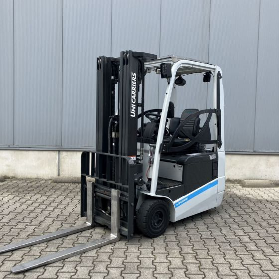 Unicarriers A1N1L15Q - Forklift listrik: gambar 1 Unicarriers A1N1L15Q - Forklift listrik: gambar 1