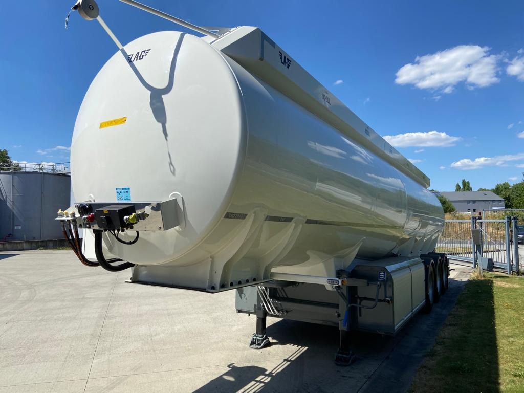 LAG - Semi-trailer tangki: gambar 1 LAG - Semi-trailer tangki: gambar 1