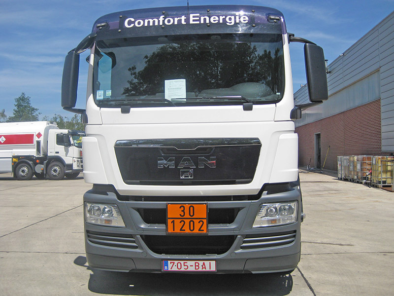 MAN TGS - Truk tangki: gambar 2 MAN TGS - Truk tangki: gambar 2
