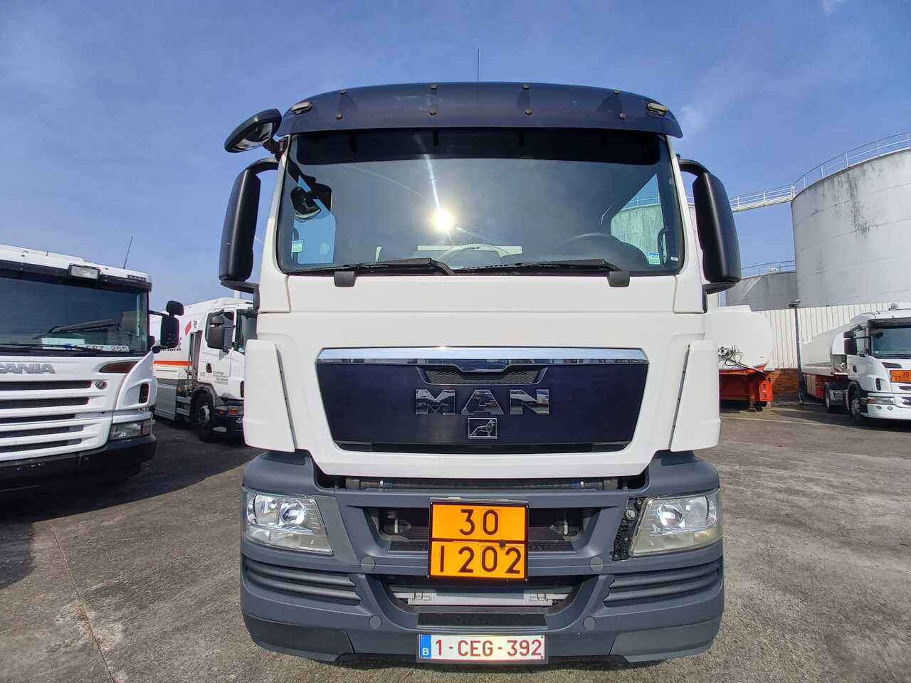 MAN TGS - Truk tangki: gambar 4 MAN TGS - Truk tangki: gambar 4