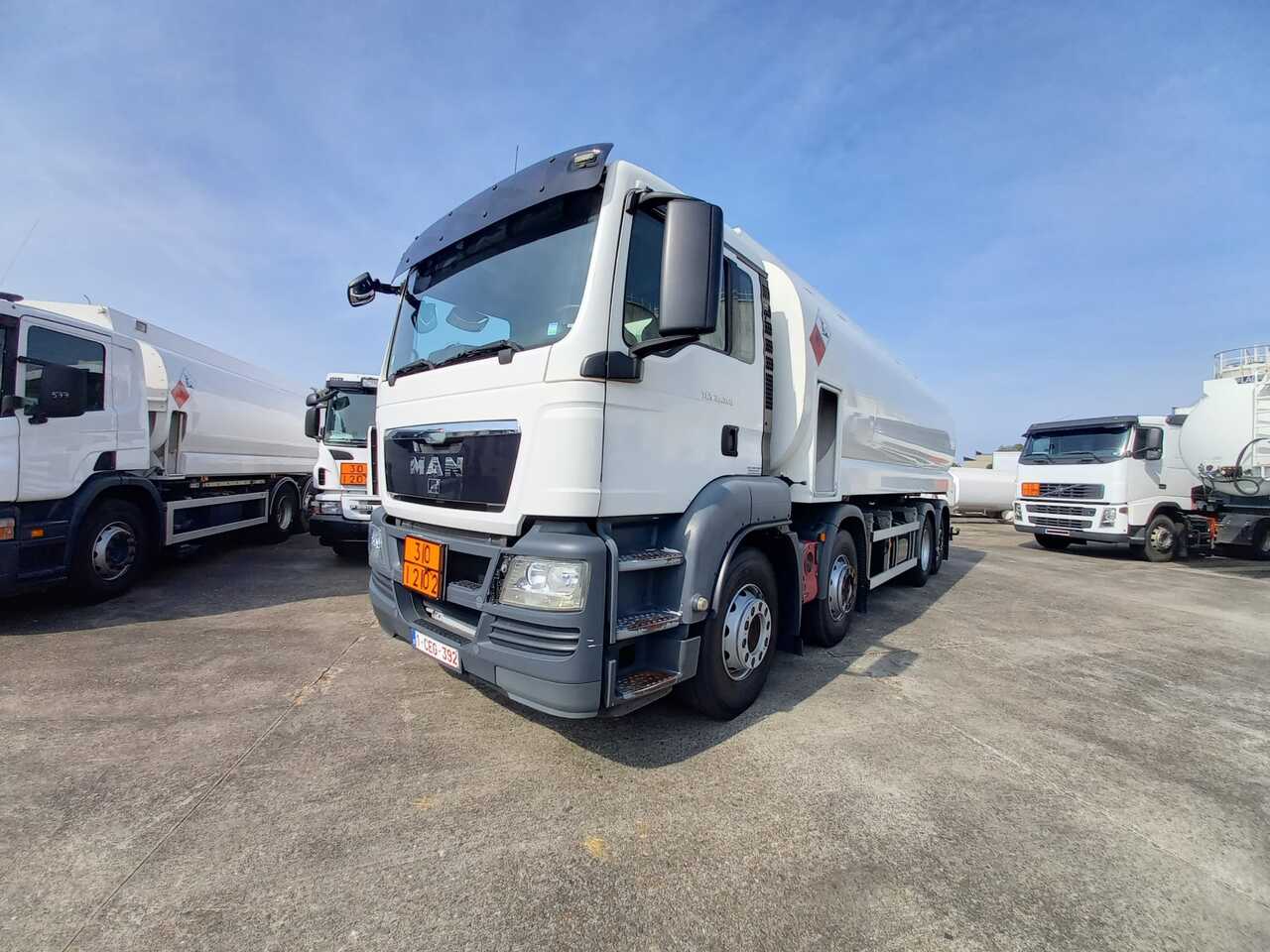 MAN TGS - Truk tangki: gambar 1 MAN TGS - Truk tangki: gambar 1