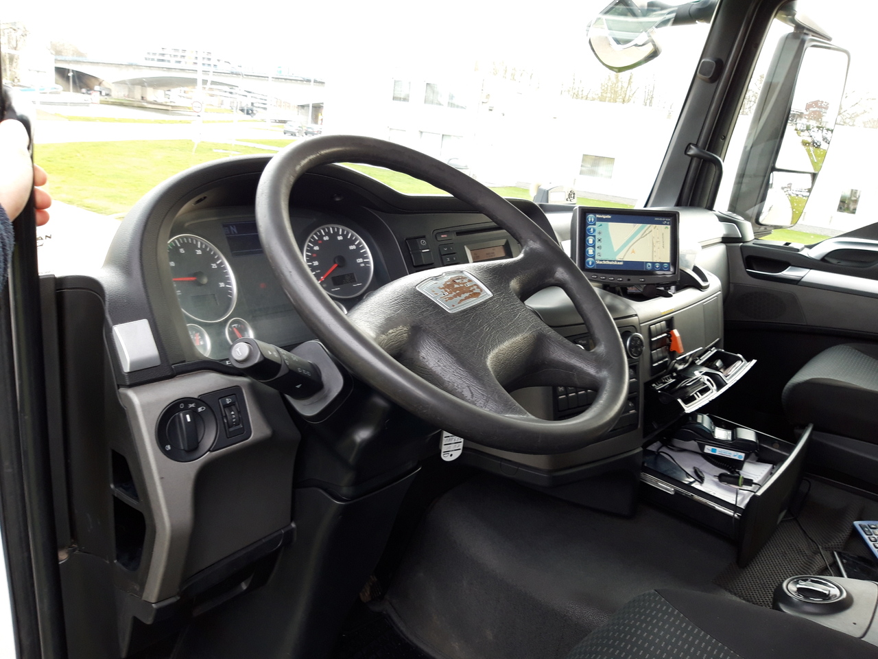 MAN TGS - Truk tangki: gambar 4 MAN TGS - Truk tangki: gambar 4