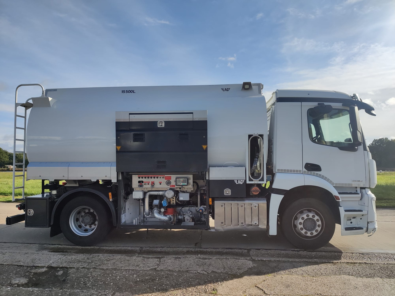 Truk tangki MERCEDES Actros: gambar 8