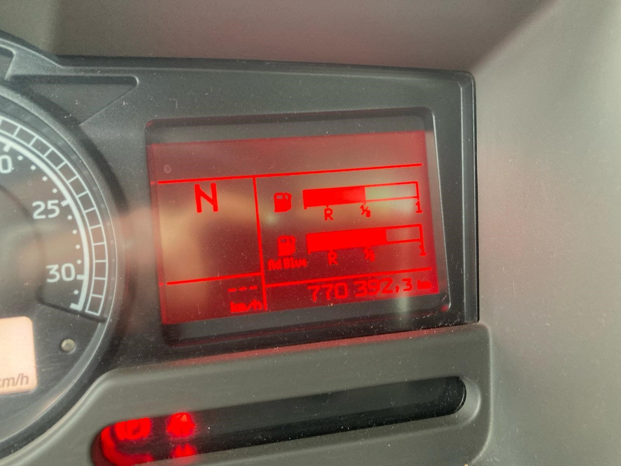 Truk tangki untuk pengangkutan bahan bakar RENAULT Lander: gambar 11