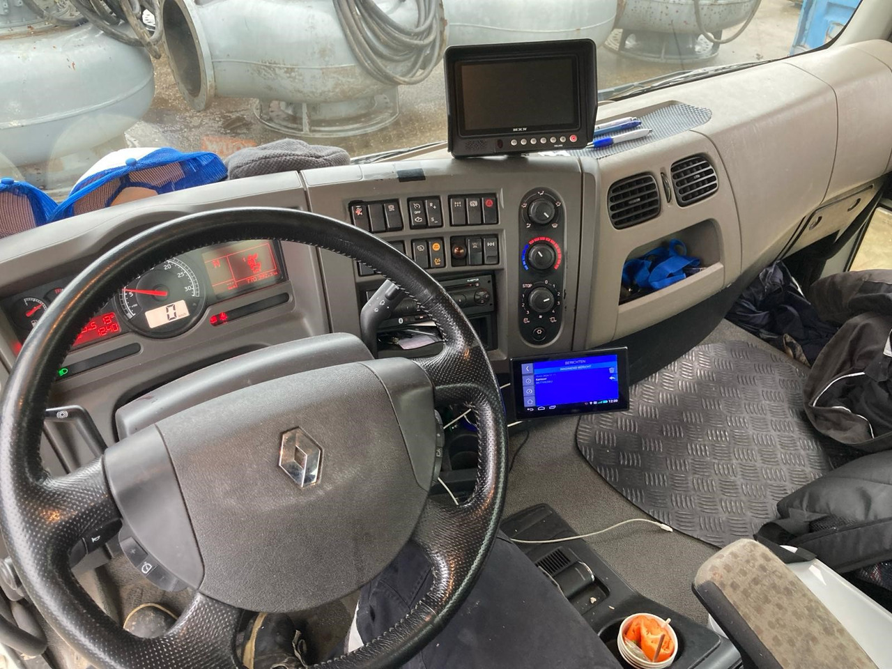 Truk tangki untuk pengangkutan bahan bakar RENAULT Lander: gambar 9