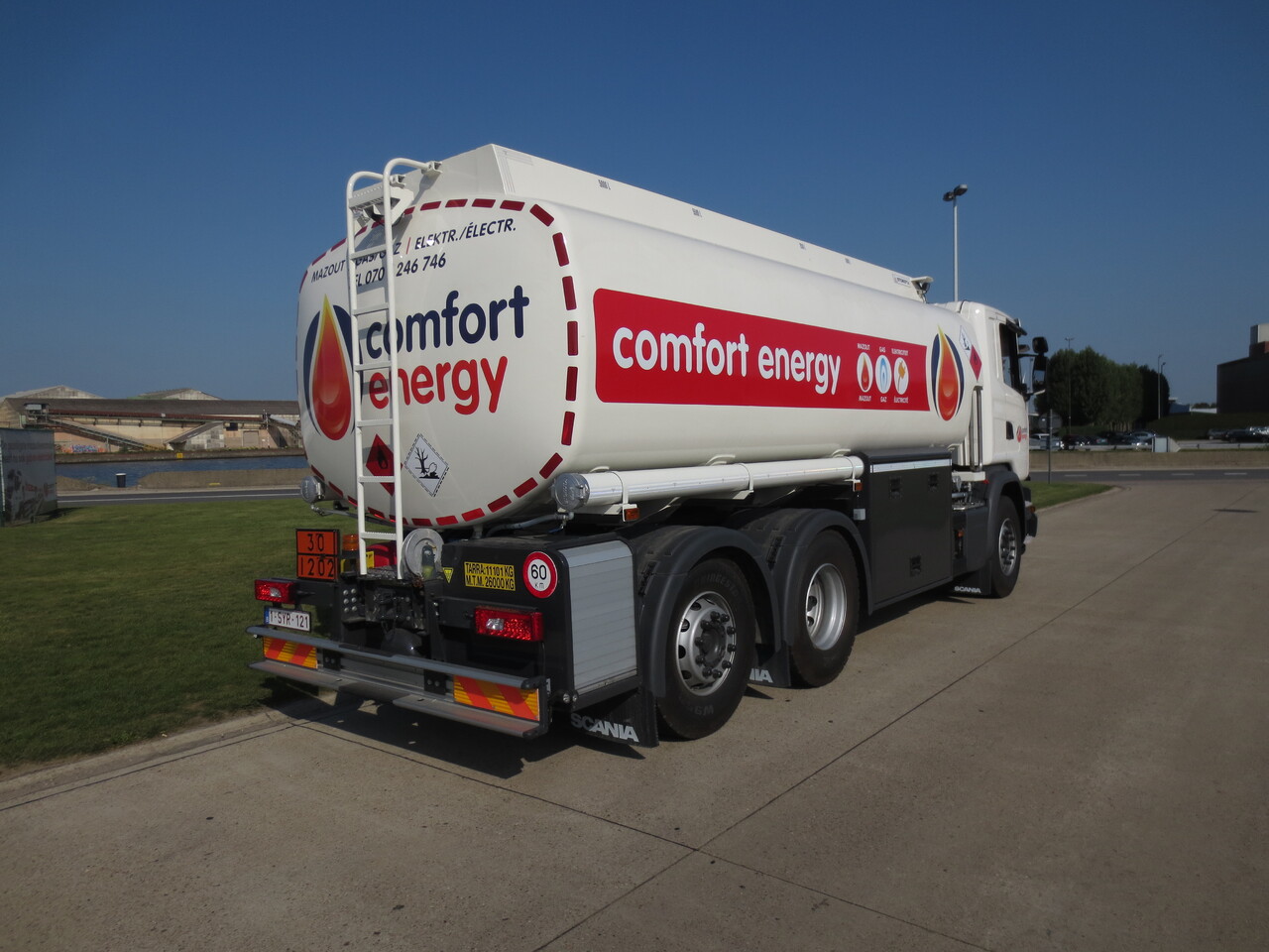 Truk tangki SCANIA G370: gambar 9 Truk tangki SCANIA G370: gambar 9