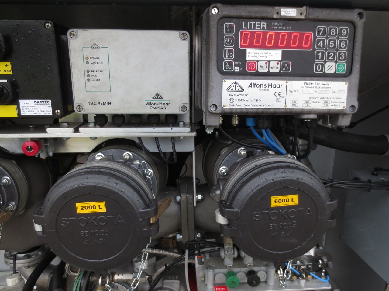 SCANIA G370 - Truk tangki: gambar 3 SCANIA G370 - Truk tangki: gambar 3