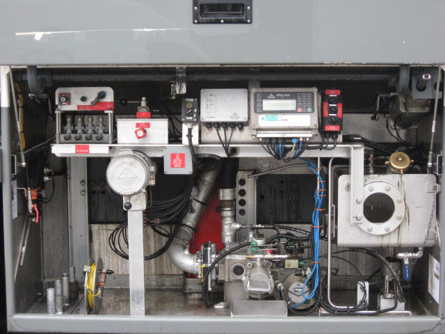 Truk tangki untuk pengangkutan bahan bakar SCANIA P320/P360 (lot of 3): gambar 14 Truk tangki untuk pengangkutan bahan bakar SCANIA P320/P360 (lot of 3): gambar 14