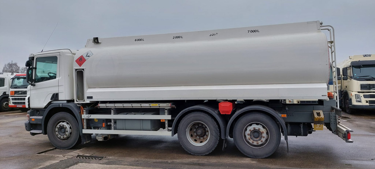 Truk tangki untuk pengangkutan bahan bakar SCANIA P320/P360 (lot of 3): gambar 23 Truk tangki untuk pengangkutan bahan bakar SCANIA P320/P360 (lot of 3): gambar 23