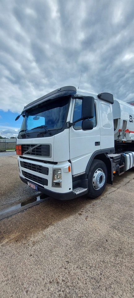 VOLVO FM - Tractor head: gambar 1 VOLVO FM - Tractor head: gambar 1