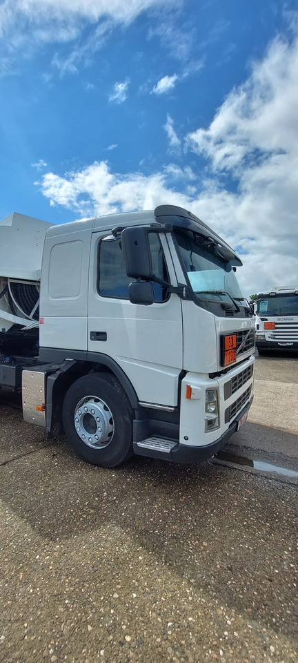 VOLVO FM - Tractor head: gambar 3 VOLVO FM - Tractor head: gambar 3