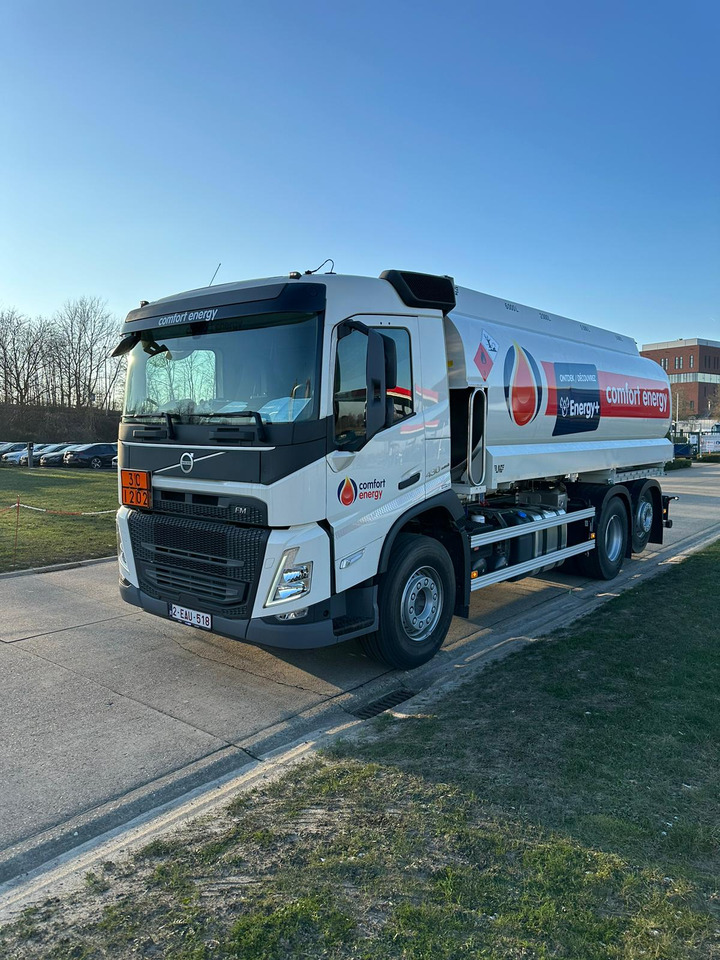 VOLVO FM - Truk tangki: gambar 1 VOLVO FM - Truk tangki: gambar 1