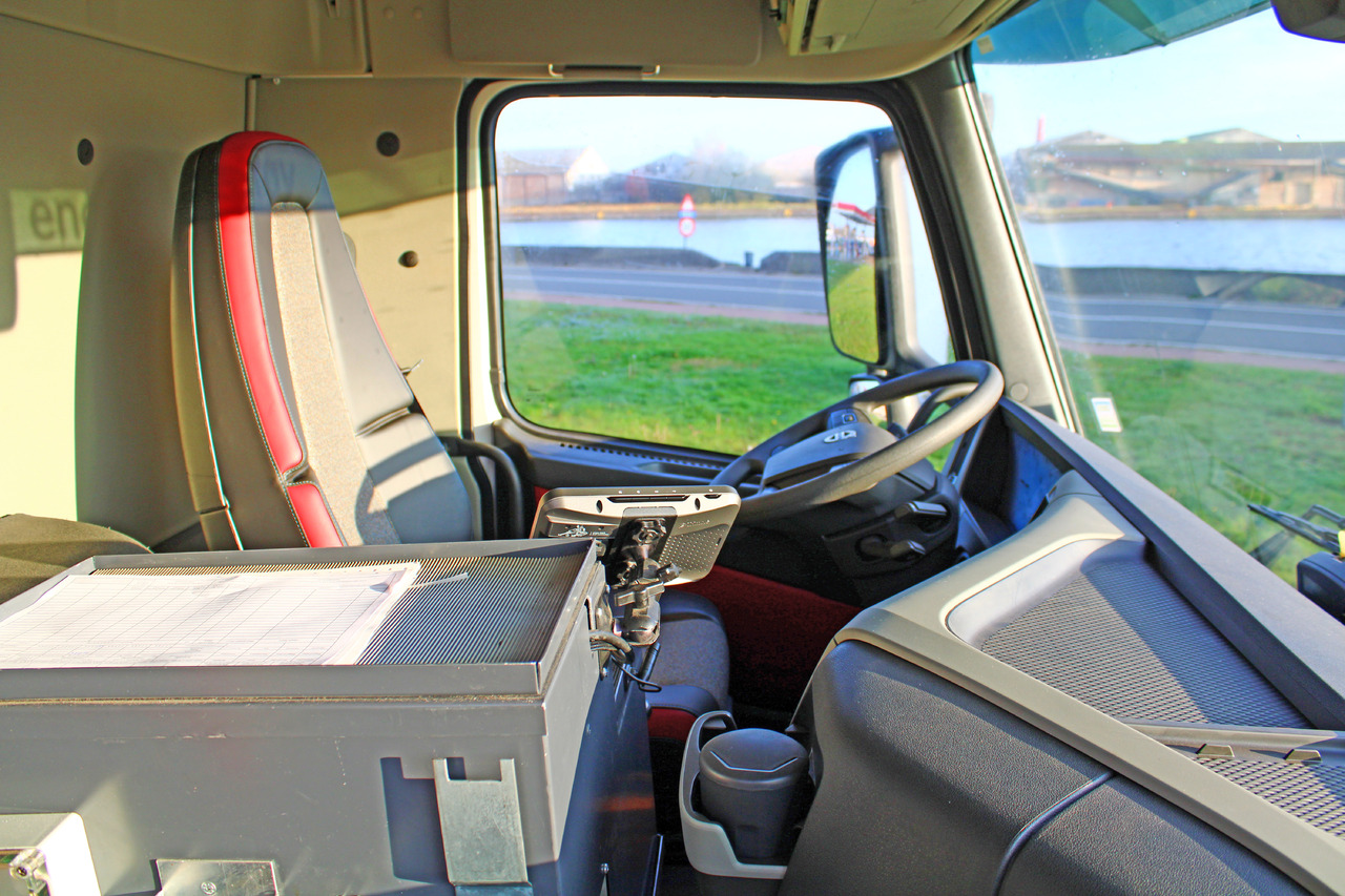 VOLVO FM - Truk tangki: gambar 3 VOLVO FM - Truk tangki: gambar 3