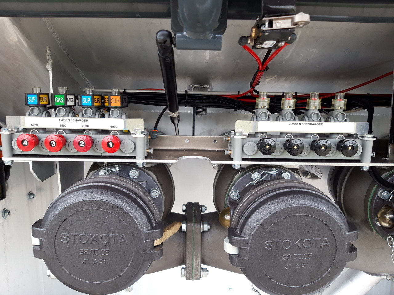 VOLVO FM - Truk tangki: gambar 3 VOLVO FM - Truk tangki: gambar 3