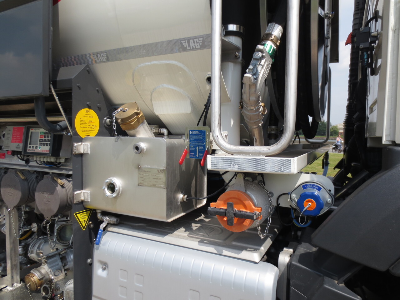 VOLVO FM - Truk tangki: gambar 2 VOLVO FM - Truk tangki: gambar 2