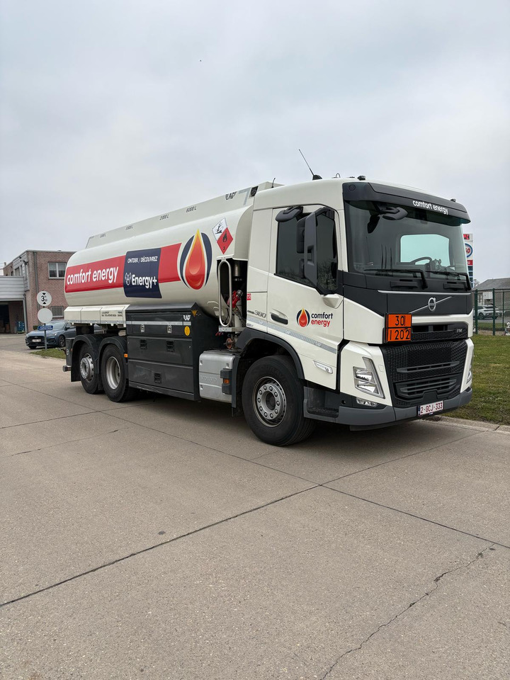 VOLVO FM380 - Truk tangki: gambar 5 VOLVO FM380 - Truk tangki: gambar 5