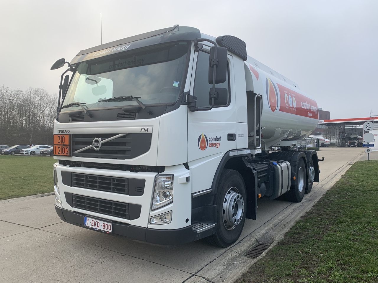 Volvo FMFH - Truk tangki: gambar 1 Volvo FMFH - Truk tangki: gambar 1