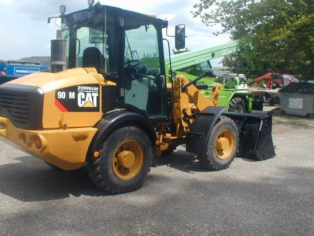 CAT 906H - Wheel loader: gambar 1 CAT 906H - Wheel loader: gambar 1
