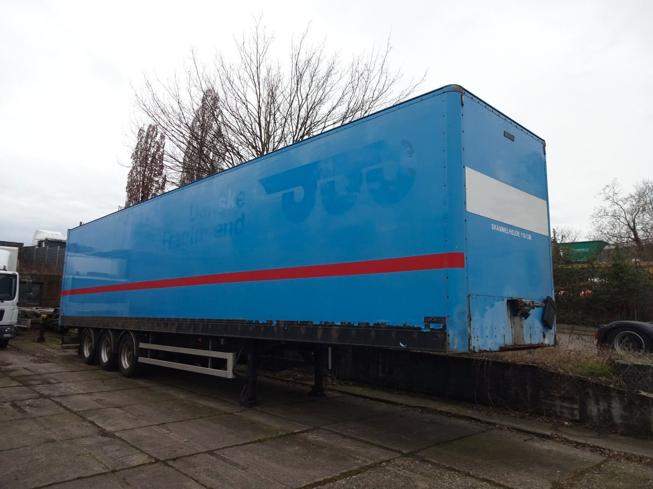 Kel-Berg 3 x Koffer, Doppelstock mit Balken - Semi-trailer kotak tertutup: gambar 4 Kel-Berg 3 x Koffer, Doppelstock mit Balken - Semi-trailer kotak tertutup: gambar 4
