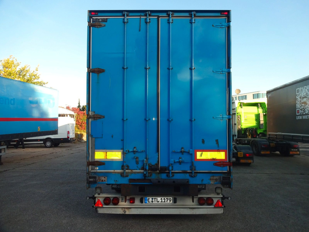 Kel-Berg 3 x Koffer, Doppelstock mit Balken - Semi-trailer kotak tertutup: gambar 4 Kel-Berg 3 x Koffer, Doppelstock mit Balken - Semi-trailer kotak tertutup: gambar 4
