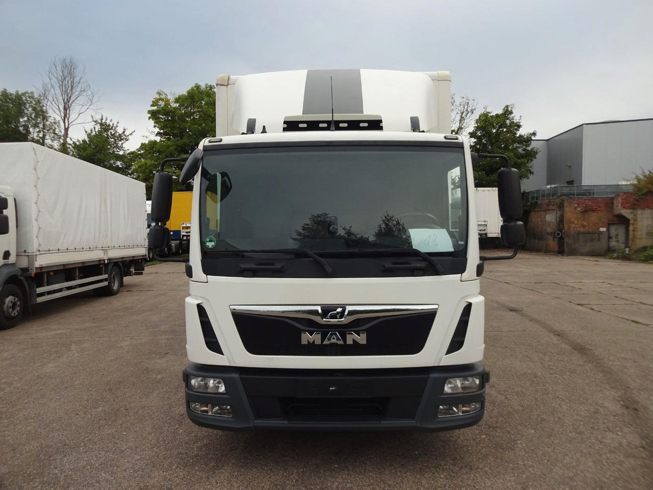 MAN TGL 8.190, LBW, Luft, Tempomat, Standheizung - Van box: gambar 2 MAN TGL 8.190, LBW, Luft, Tempomat, Standheizung - Van box: gambar 2