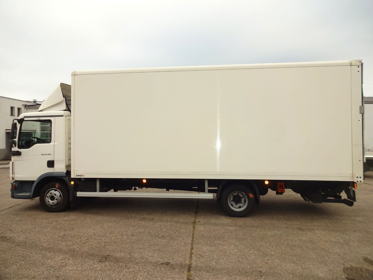 MAN TGL 8.190, LBW, Luft, Tempomat, Standheizung - Van box: gambar 4 MAN TGL 8.190, LBW, Luft, Tempomat, Standheizung - Van box: gambar 4