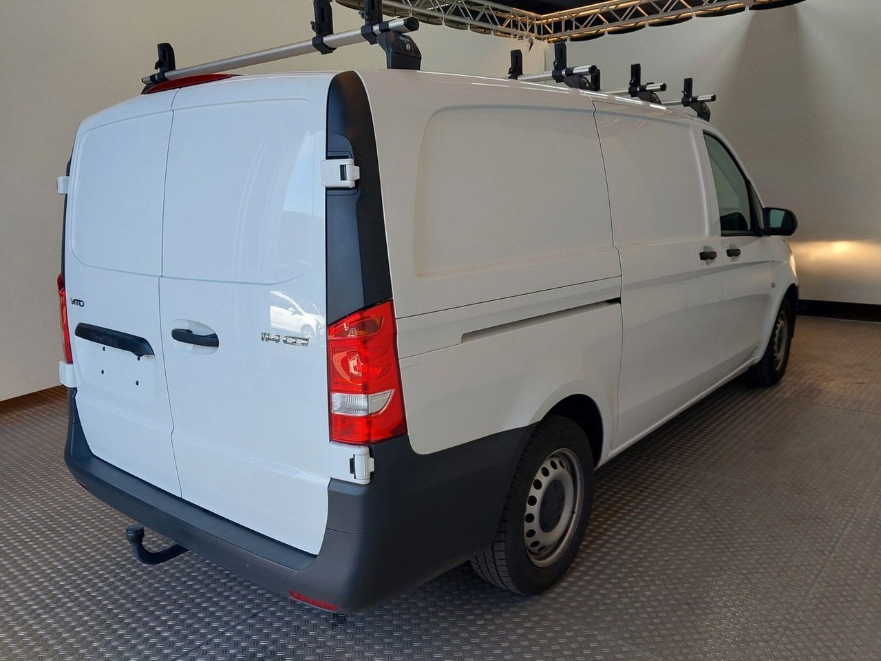 Mercedes-Benz Vito Kasten 114 CDI lang,Klima,AHK,Regale, Kamer - Van penumpang: gambar 4 Mercedes-Benz Vito Kasten 114 CDI lang,Klima,AHK,Regale, Kamer - Van penumpang: gambar 4