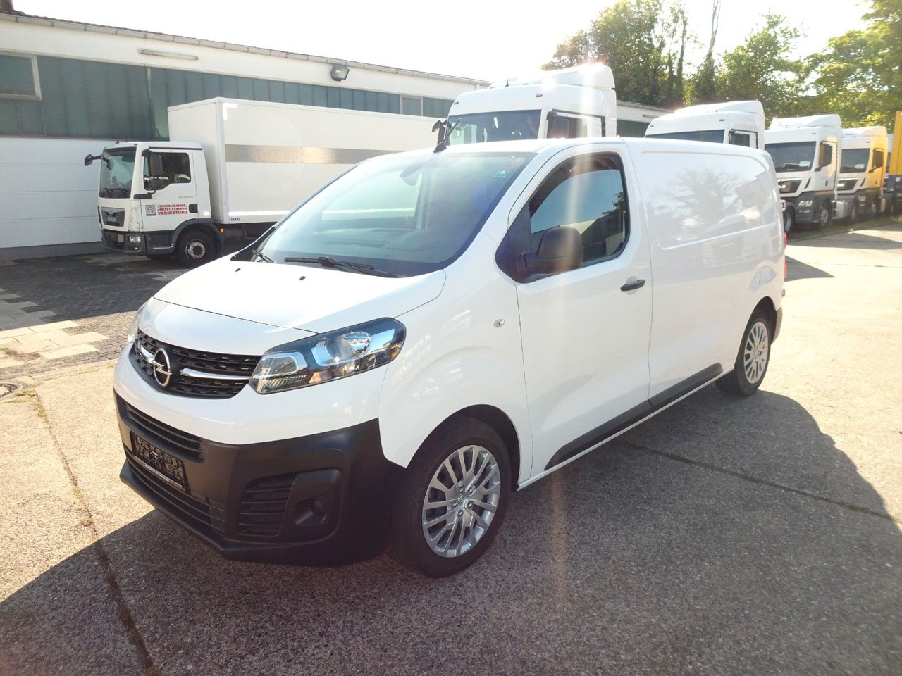 Opel Vivaro Kasten L1H1, Klima, PDC, - Van kecil: gambar 1 Opel Vivaro Kasten L1H1, Klima, PDC, - Van kecil: gambar 1