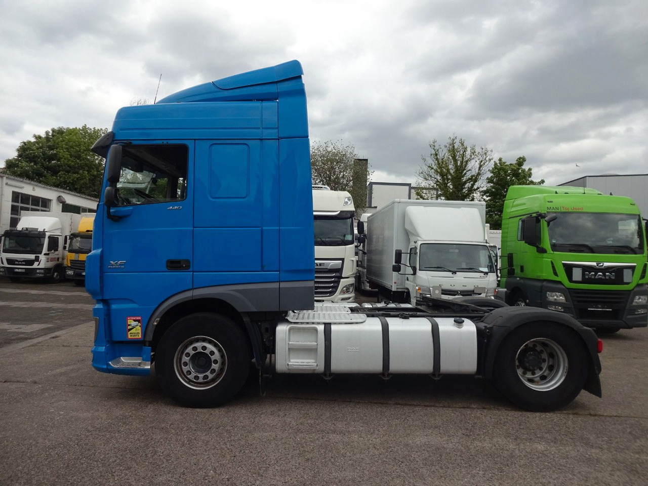 DAF XF 440, SC, Klima, 2 x Tank, Intarder, Standklim - Tractor head: gambar 5 DAF XF 440, SC, Klima, 2 x Tank, Intarder, Standklim - Tractor head: gambar 5