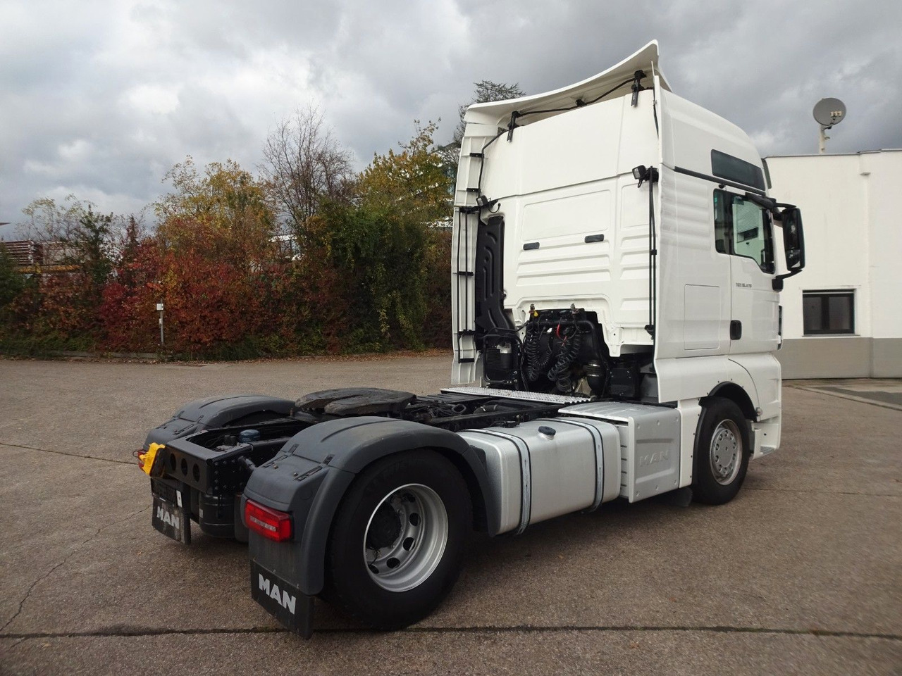 MAN TGX 18.470, XXL, Retarder, ACC, 2 x Tank - Tractor head: gambar 5 MAN TGX 18.470, XXL, Retarder, ACC, 2 x Tank - Tractor head: gambar 5