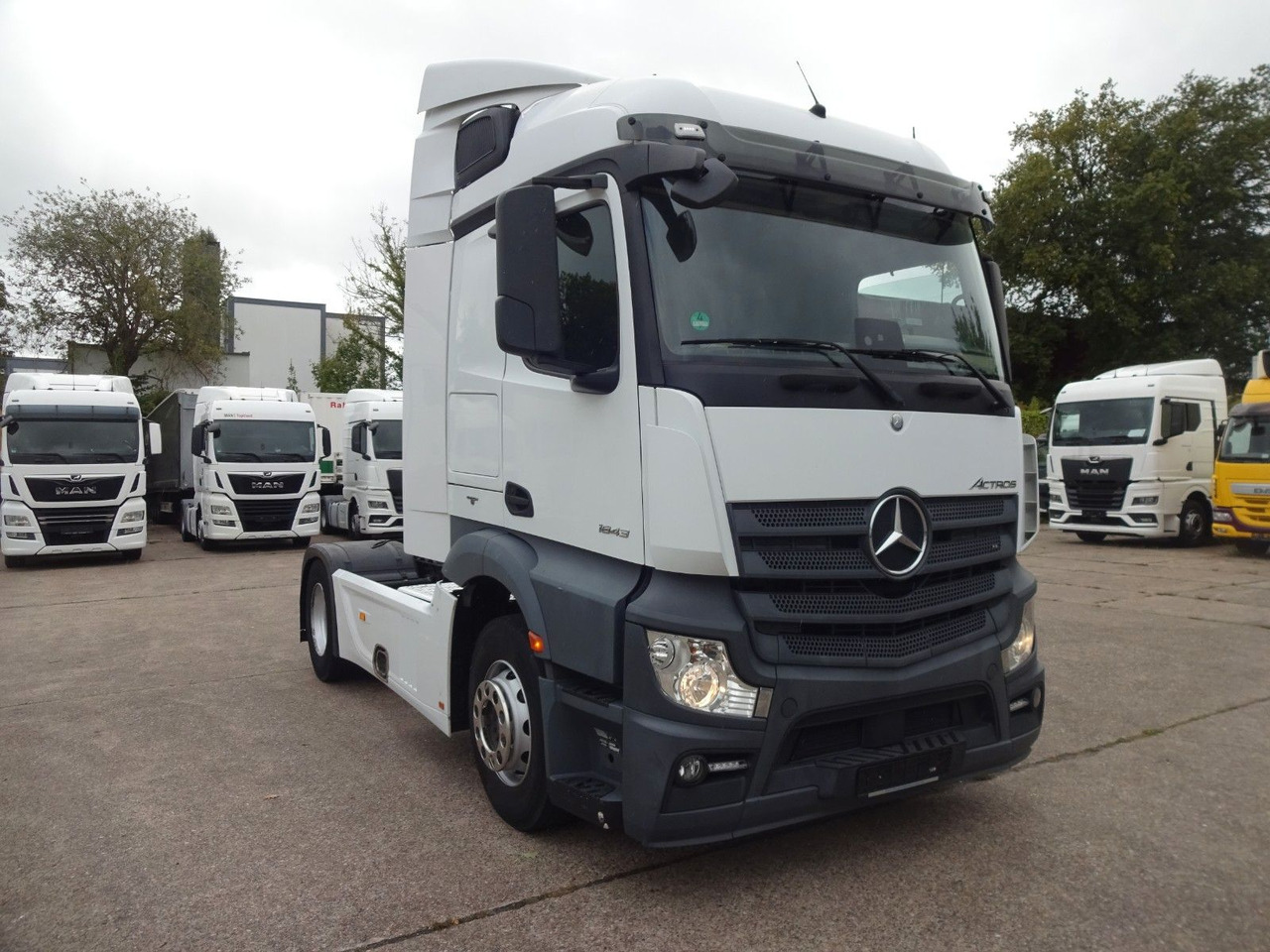 Mercedes-Benz 1843, Retarder, Klima - Tractor head: gambar 3 Mercedes-Benz 1843, Retarder, Klima - Tractor head: gambar 3