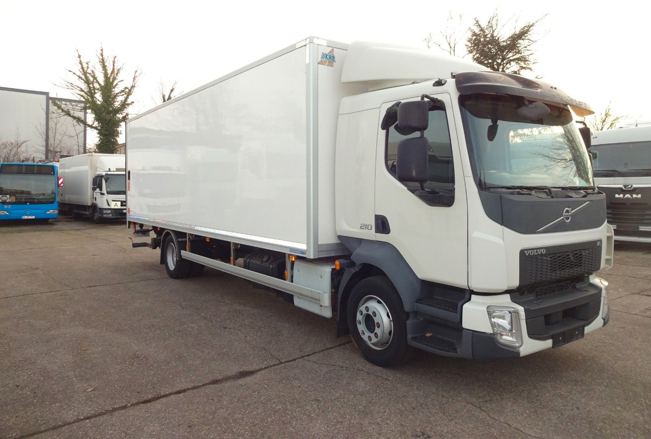 Volvo FL 210, 12 t, Koffer Isolirt, Autom, Klima,LBW, - Truk box: gambar 1 Volvo FL 210, 12 t, Koffer Isolirt, Autom, Klima,LBW, - Truk box: gambar 1