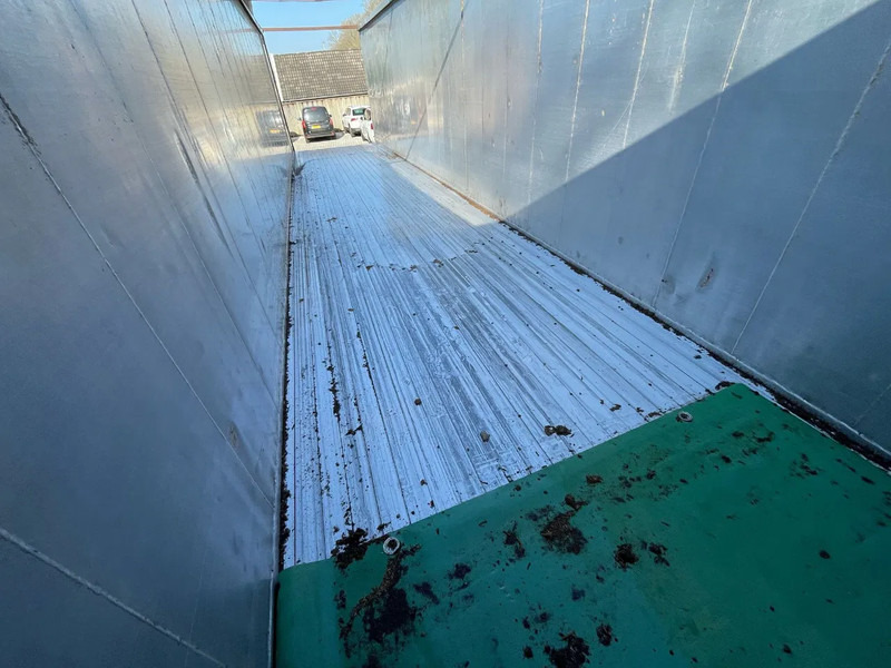 Bulthuis 92m3 Cargo Floor Liftas Schijfremmen APK/TUV 11/2025 - Semi-trailer dengan lantai berjalan: gambar 5 Bulthuis 92m3 Cargo Floor Liftas Schijfremmen APK/TUV 11/2025 - Semi-trailer dengan lantai berjalan: gambar 5