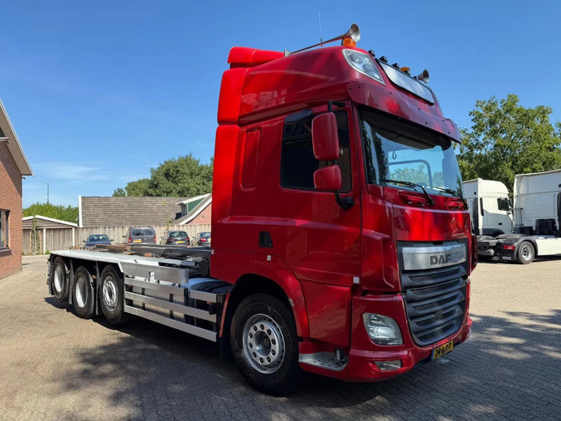 DAF CF 460 8X2 NCH 30T NCH Vangmuil, Stuuras, 688.920KM - Truk pembawa sistem kabel: gambar 5 DAF CF 460 8X2 NCH 30T NCH Vangmuil, Stuuras, 688.920KM - Truk pembawa sistem kabel: gambar 5