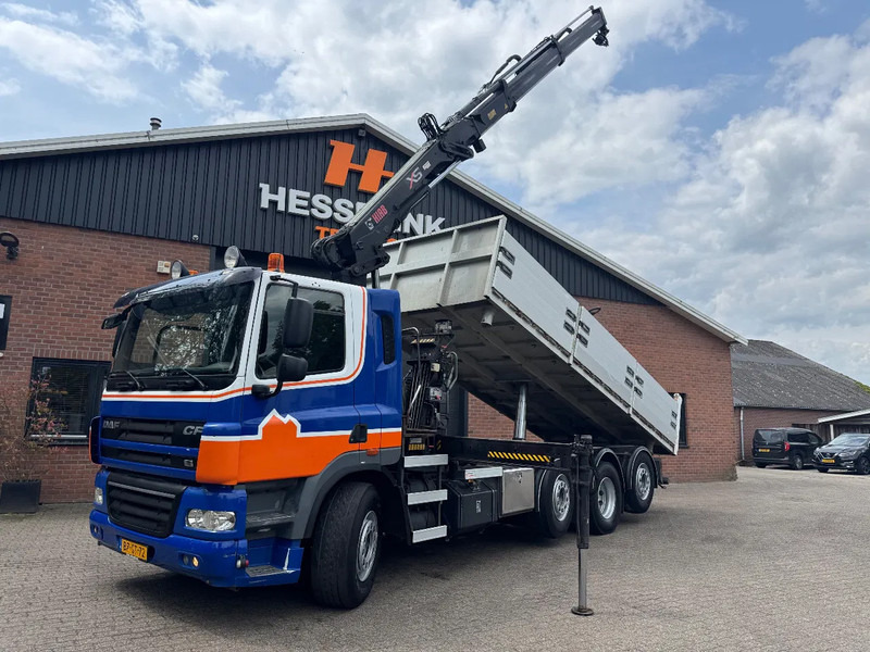DAF CF 85.360 8X2 3 Zijdige kipper HIAB 16 t/m kraan AHK Top condition - Truk jungkit, Truk derek: gambar 1 DAF CF 85.360 8X2 3 Zijdige kipper HIAB 16 t/m kraan AHK Top condition - Truk jungkit, Truk derek: gambar 1