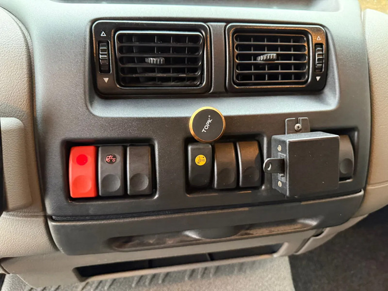 Leasing DAF LF 55.180 7.3M Koffer 1500KG LBW Zijdeur NL Truck DAF LF 55.180 7.3M Koffer 1500KG LBW Zijdeur NL Truck: gambar 16 Leasing DAF LF 55.180 7.3M Koffer 1500KG LBW Zijdeur NL Truck DAF LF 55.180 7.3M Koffer 1500KG LBW Zijdeur NL Truck: gambar 16