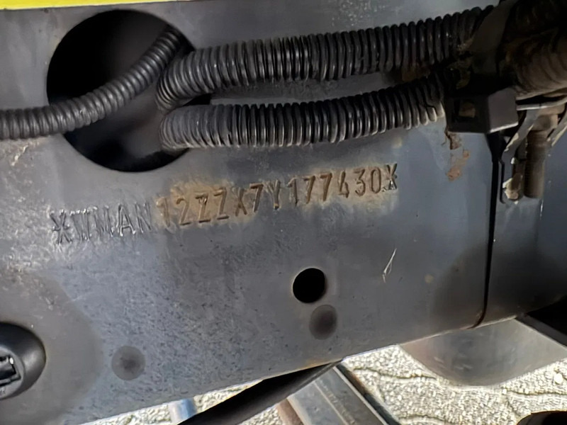 Truk box MAN TGL 8.240 Cargolift Laadklep NL Truck APK/TUV 02-2026: gambar 12 Truk box MAN TGL 8.240 Cargolift Laadklep NL Truck APK/TUV 02-2026: gambar 12