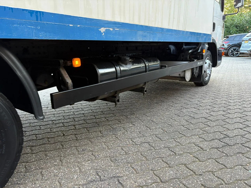 Truk box MAN TGL 8.240 Cargolift Laadklep NL Truck APK/TUV 02-2026: gambar 11 Truk box MAN TGL 8.240 Cargolift Laadklep NL Truck APK/TUV 02-2026: gambar 11