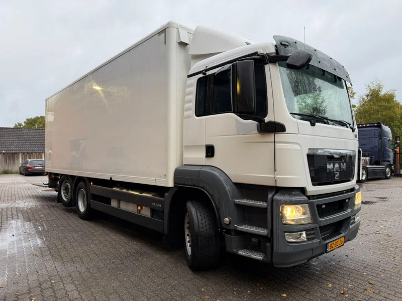 MAN TGS 26.320 Koffer Stuuras AHK 3.000KG LBW 373.230KM! NL Truck APK/TUV 18-03-2026 - Truk box: gambar 2 MAN TGS 26.320 Koffer Stuuras AHK 3.000KG LBW 373.230KM! NL Truck APK/TUV 18-03-2026 - Truk box: gambar 2