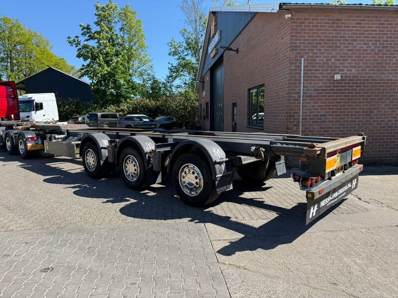 Renders ROC 16.30 LZV Containercombi 1x 20FT + 1x 40ft/45ft APK/TUV 05-2027 - Semi-trailer pengangkut mobil: gambar 5 Renders ROC 16.30 LZV Containercombi 1x 20FT + 1x 40ft/45ft APK/TUV 05-2027 - Semi-trailer pengangkut mobil: gambar 5