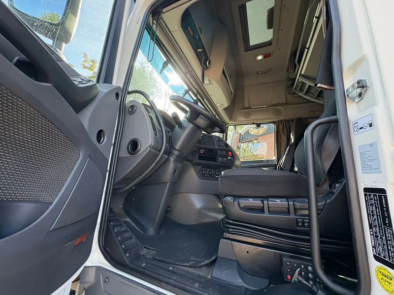 DAF XF 460 SSC Super Space Hydraulic Alcoa 9T vooras NL Truck - Tractor head: gambar 4 DAF XF 460 SSC Super Space Hydraulic Alcoa 9T vooras NL Truck - Tractor head: gambar 4