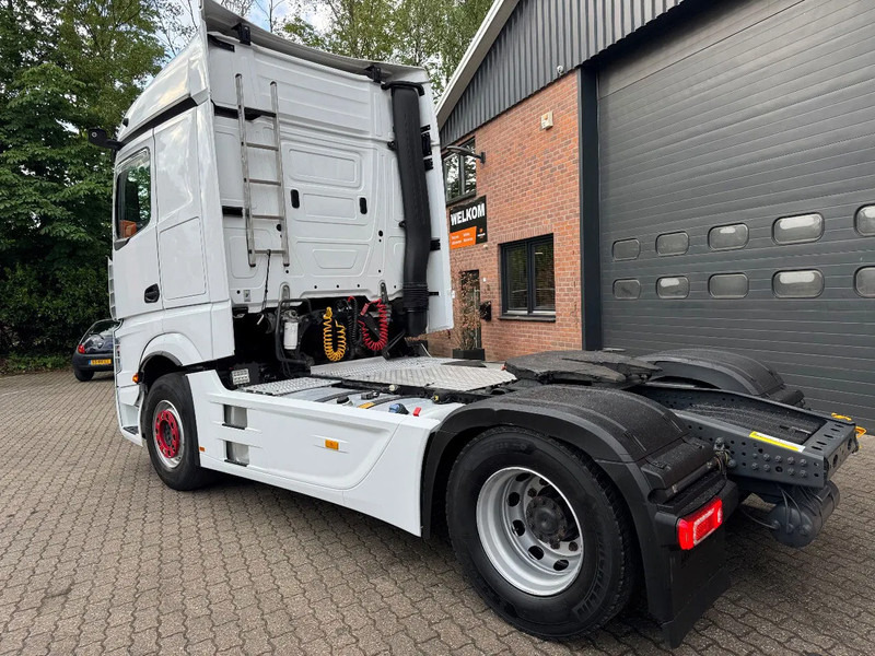 Mercedes-Benz Actros 1845 Streamspace Xenon 2x Tank German truck - Tractor head: gambar 4 Mercedes-Benz Actros 1845 Streamspace Xenon 2x Tank German truck - Tractor head: gambar 4