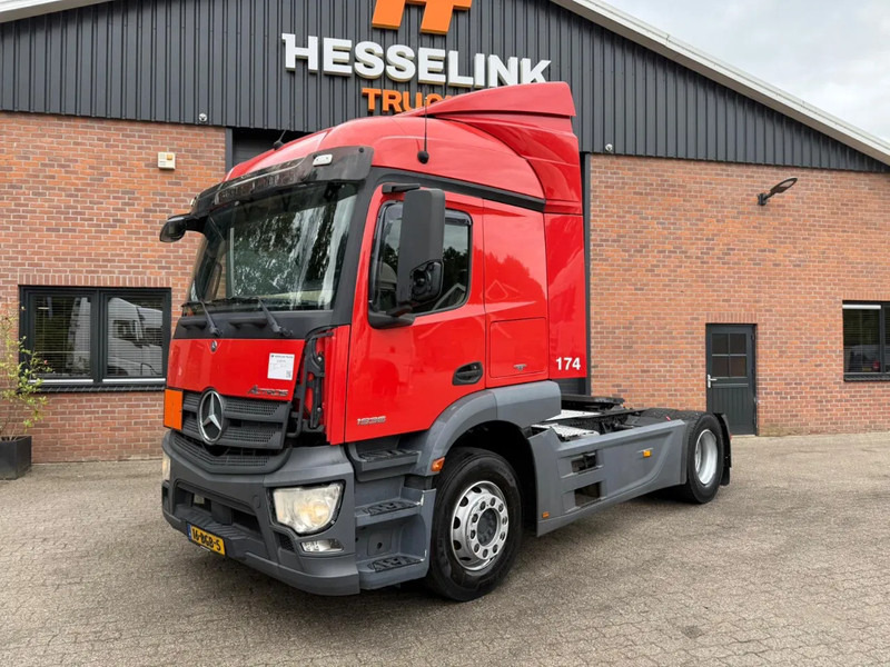 Mercedes-Benz Actros 1936 4X2 NL Truck 724.850KM - Tractor head: gambar 1 Mercedes-Benz Actros 1936 4X2 NL Truck 724.850KM - Tractor head: gambar 1